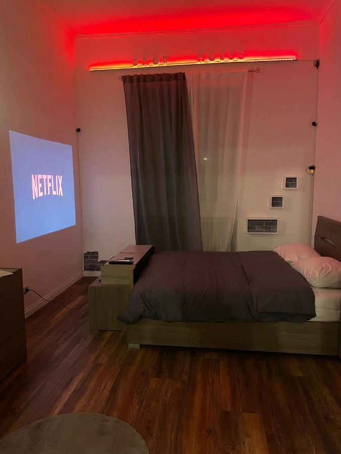 Show House Turin Extérieur photo